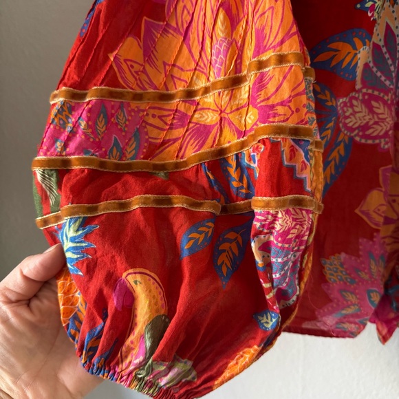 FARM Rio Red Floral Blouse with Pineapple Print size XS - Picture 4 of 10